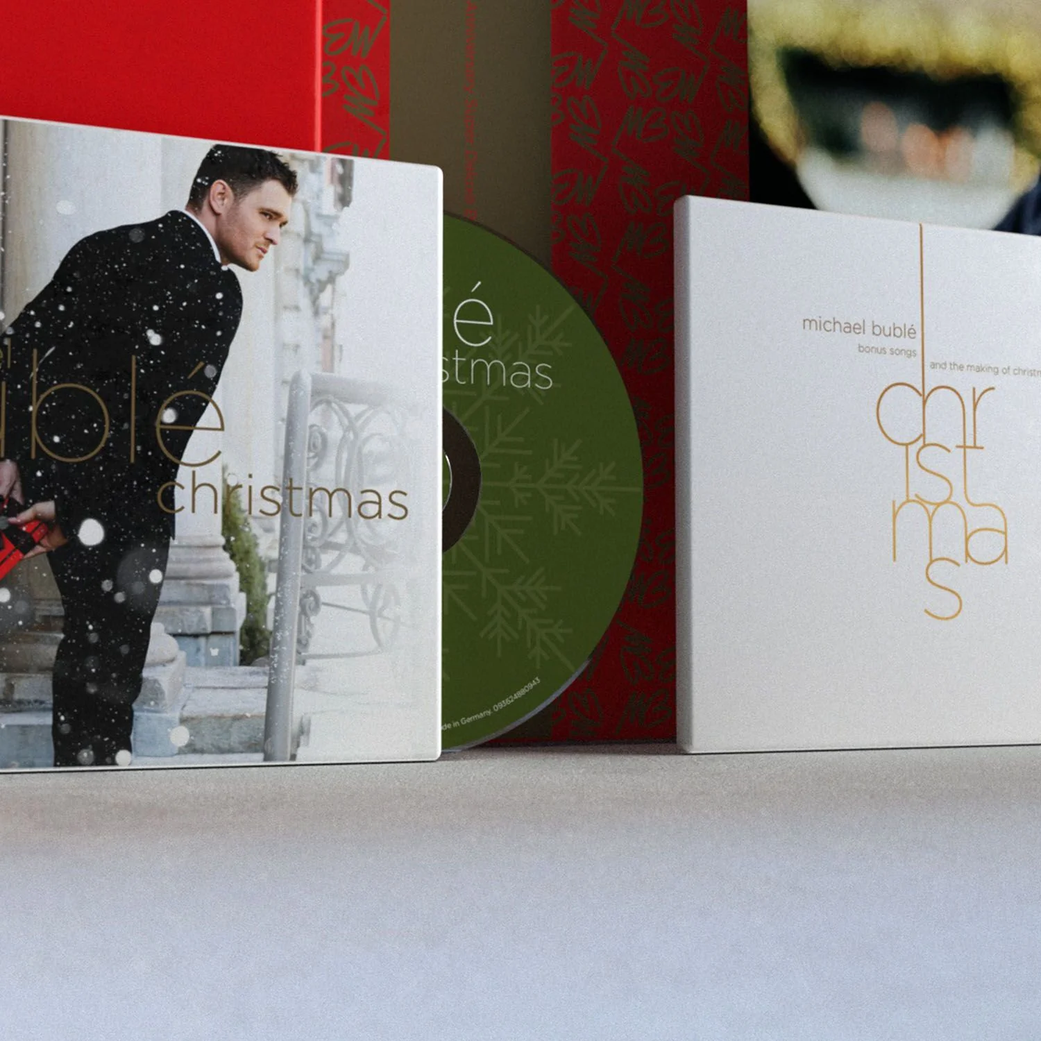 Christmas 10th Anniversary Super Deluxe Box Set (Signed Limited Edition) - Image 4